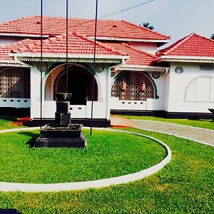Walawwa Dutch House *** Ja-Ela